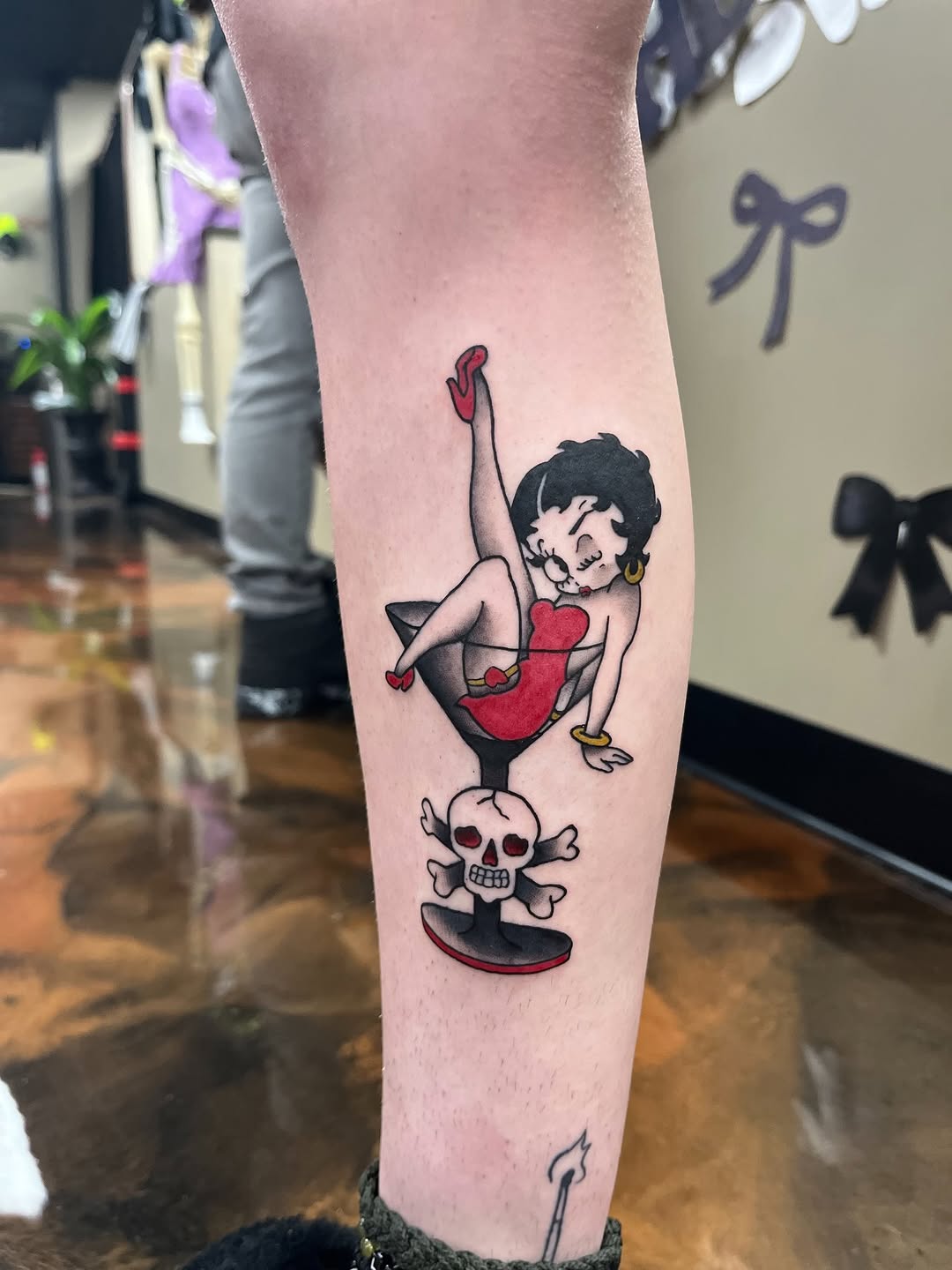 Loved doing this traditional pin up betty boop tattoo!!